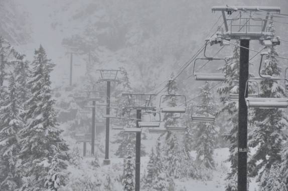 Cadeirinhas de ski na área do Mt Baker, no North Cascades National Park, no estado de Washington, noroeste dos  Estados Unidos